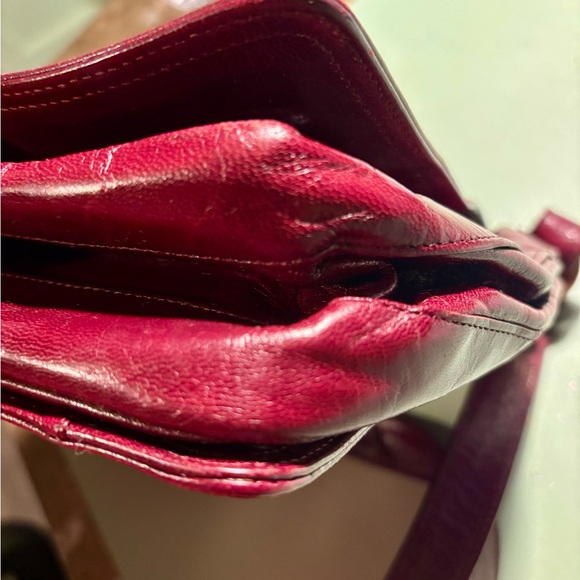 BOTTEGA VENETA VINTAGE BURGUNDY SHOULDER BAG - Picture 7 of 12